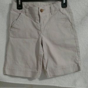 Girl khaki shorts